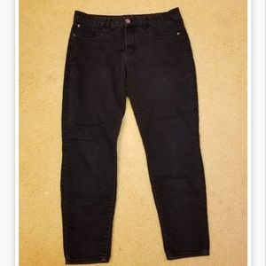 Black Skinny Jeans